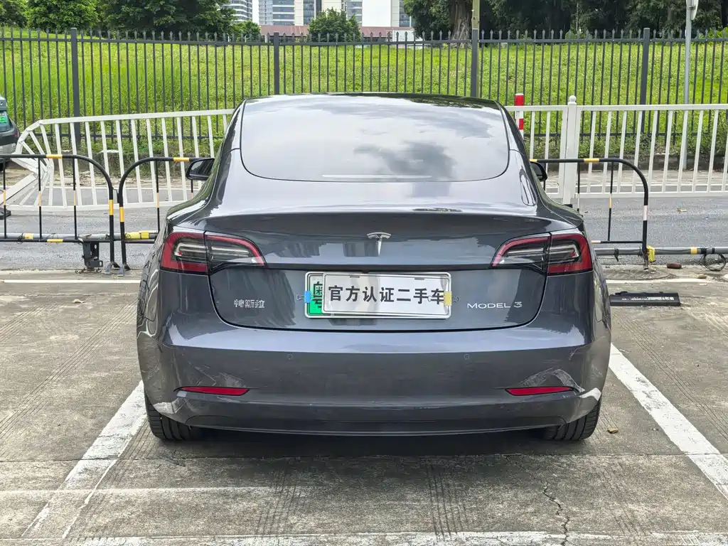 Tesla Model 3 2021 — фото 16