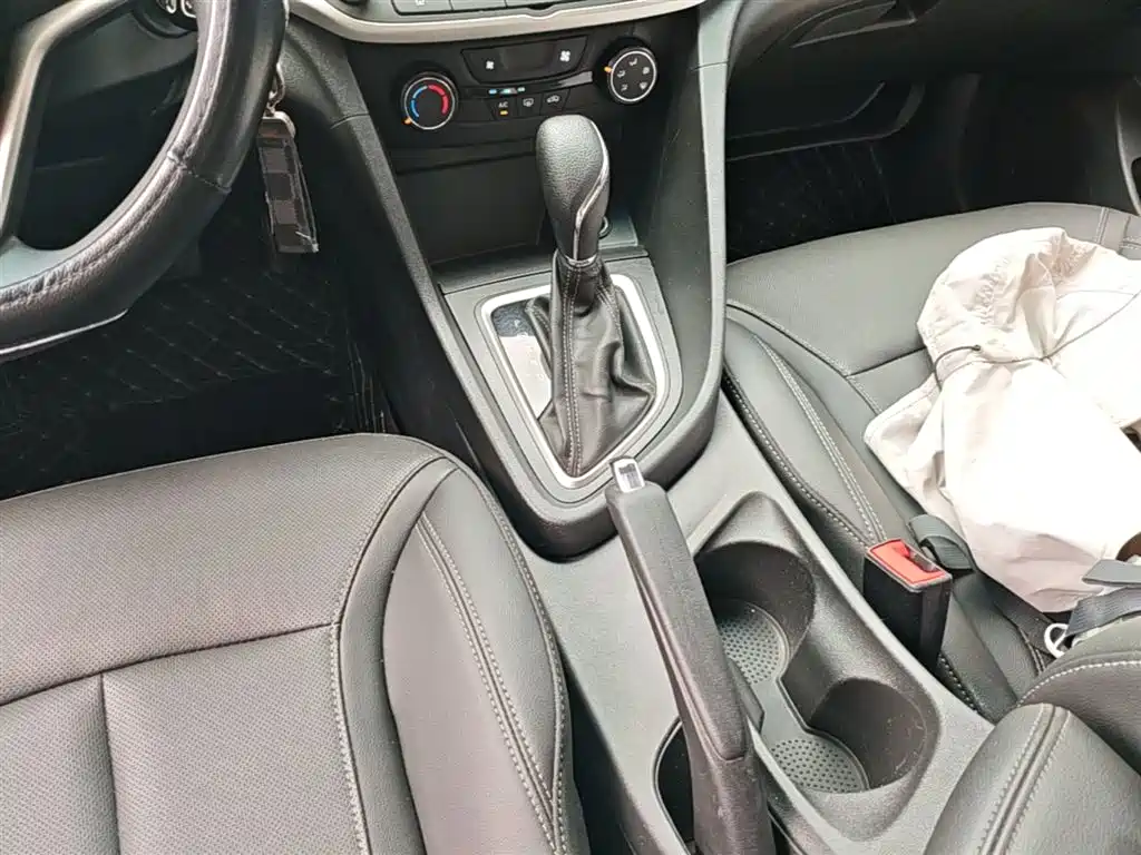 Buick Excelle 2021 — фото 14
