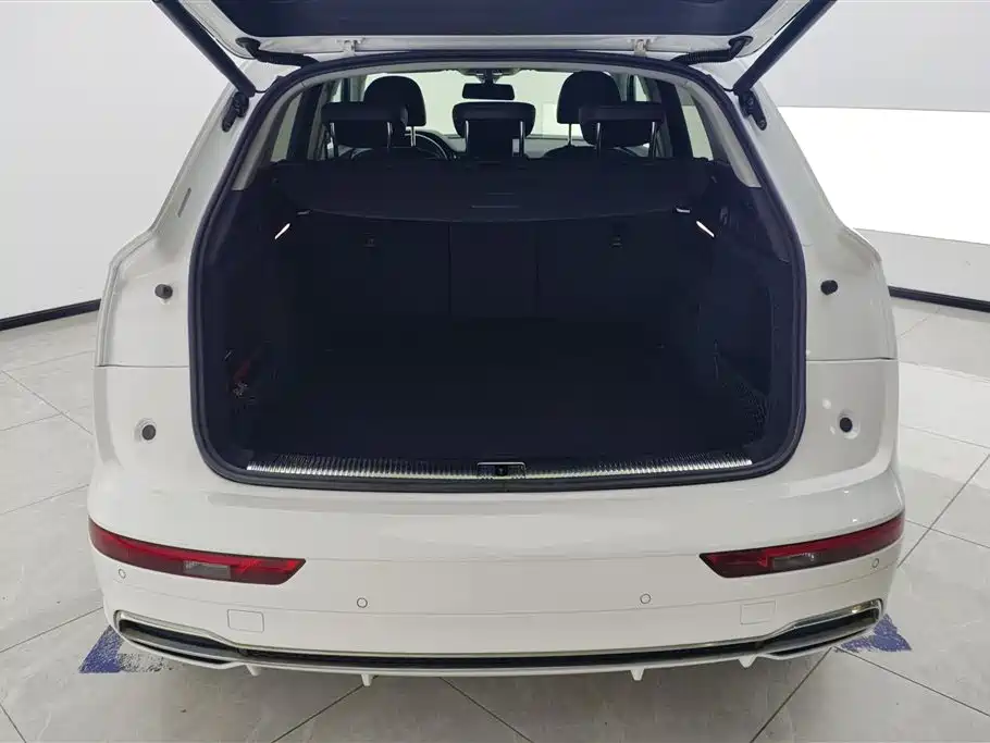 Audi Q5L 2020 — фото 4