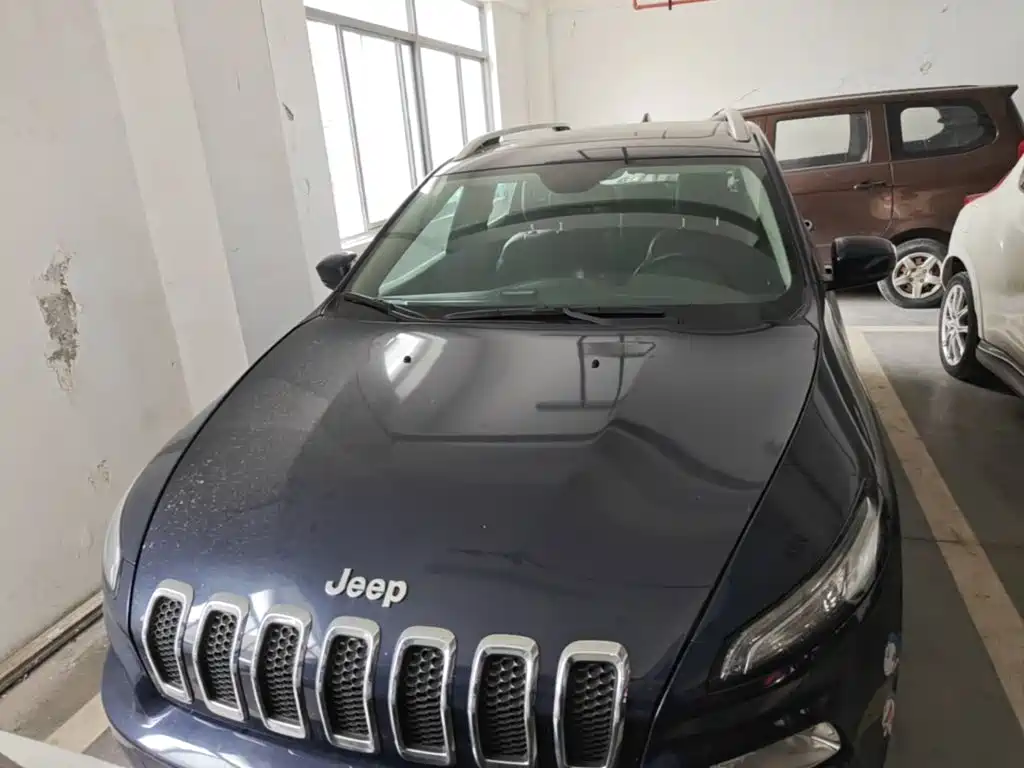 Jeep Cherokee 2018