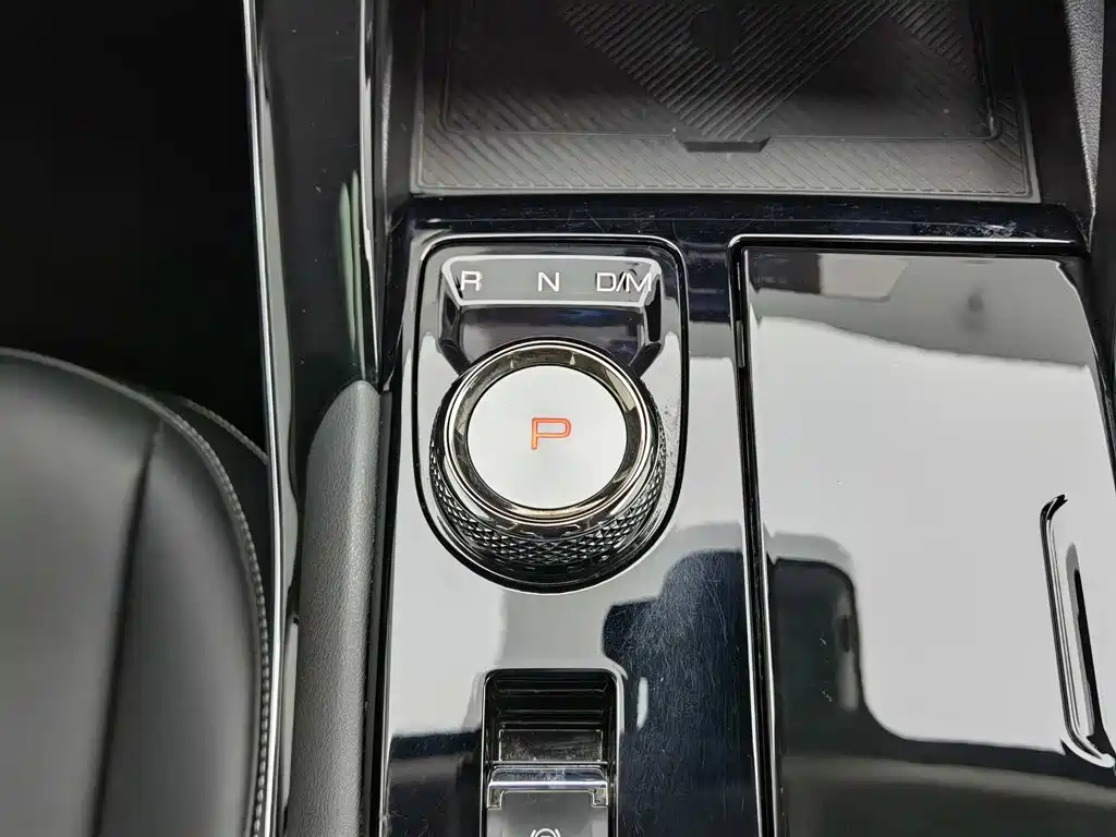 Haval H6 2023 — фото 13