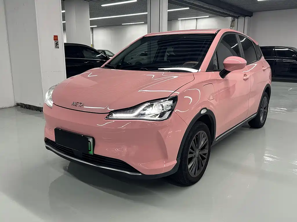 Neta V 2022