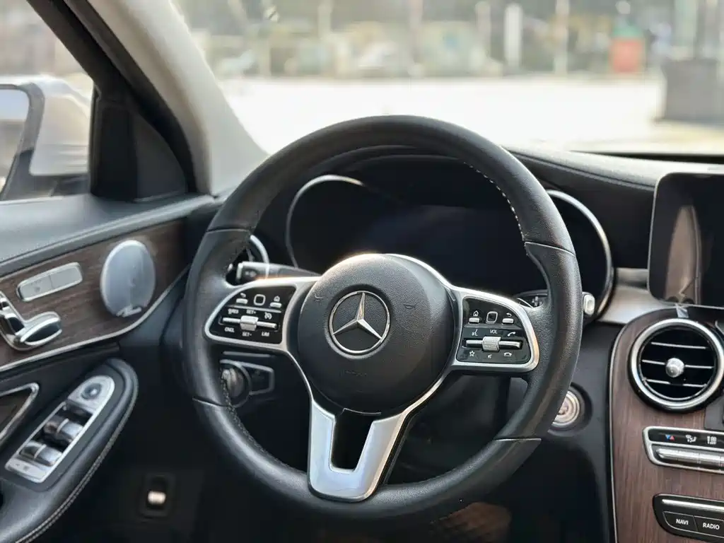 Mercedes-Benz C-Class 2019 — фото 7