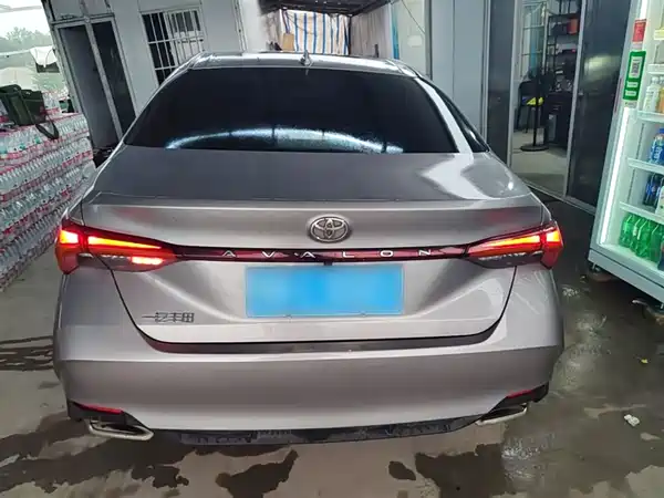 Toyota Avalon 2023