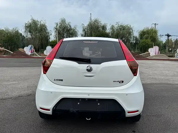 MG 3 2017