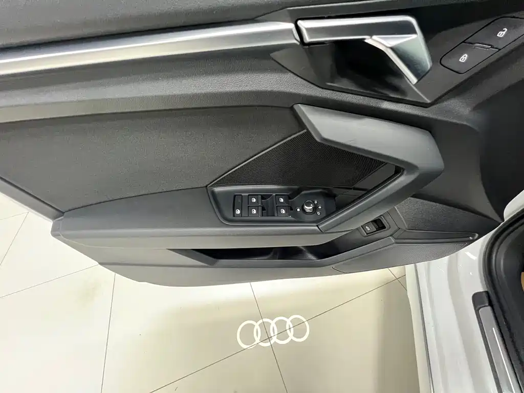 Audi A3 2022 — фото 12
