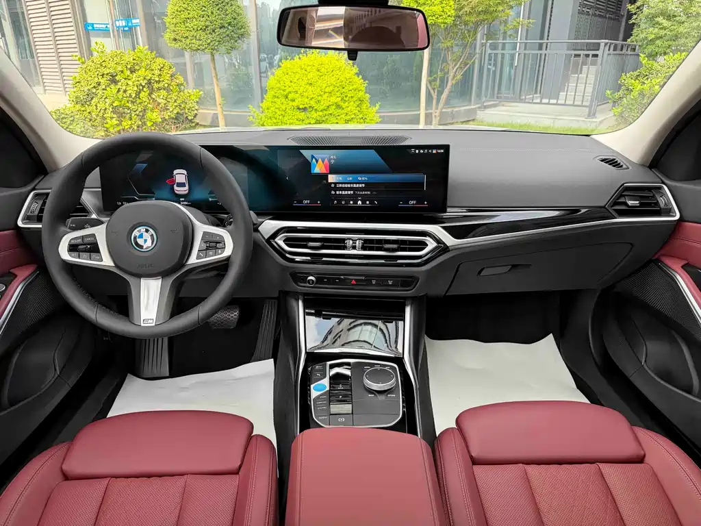 BMW i3 2023 — фото 8