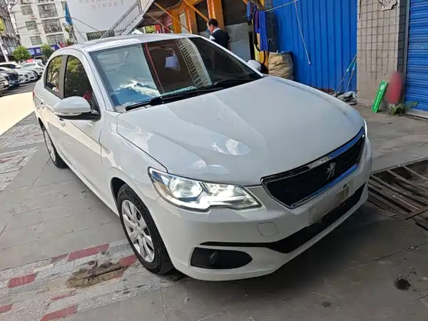 Peugeot 301 2019