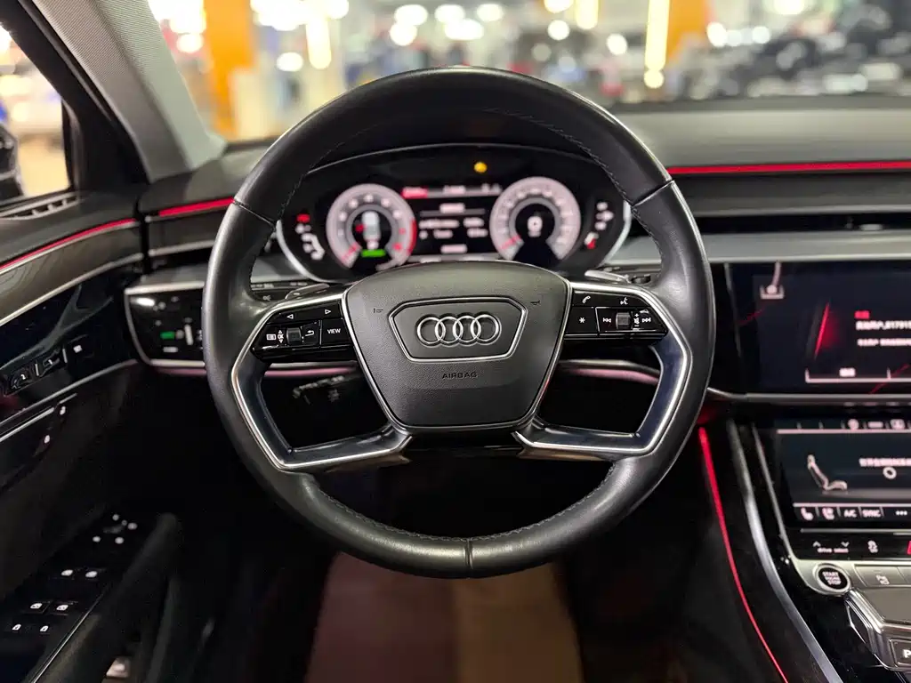Audi A8 2022 — фото 7