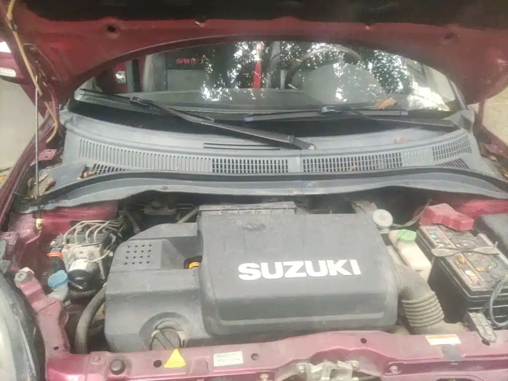 Suzuki Swift 2015 — фото 11