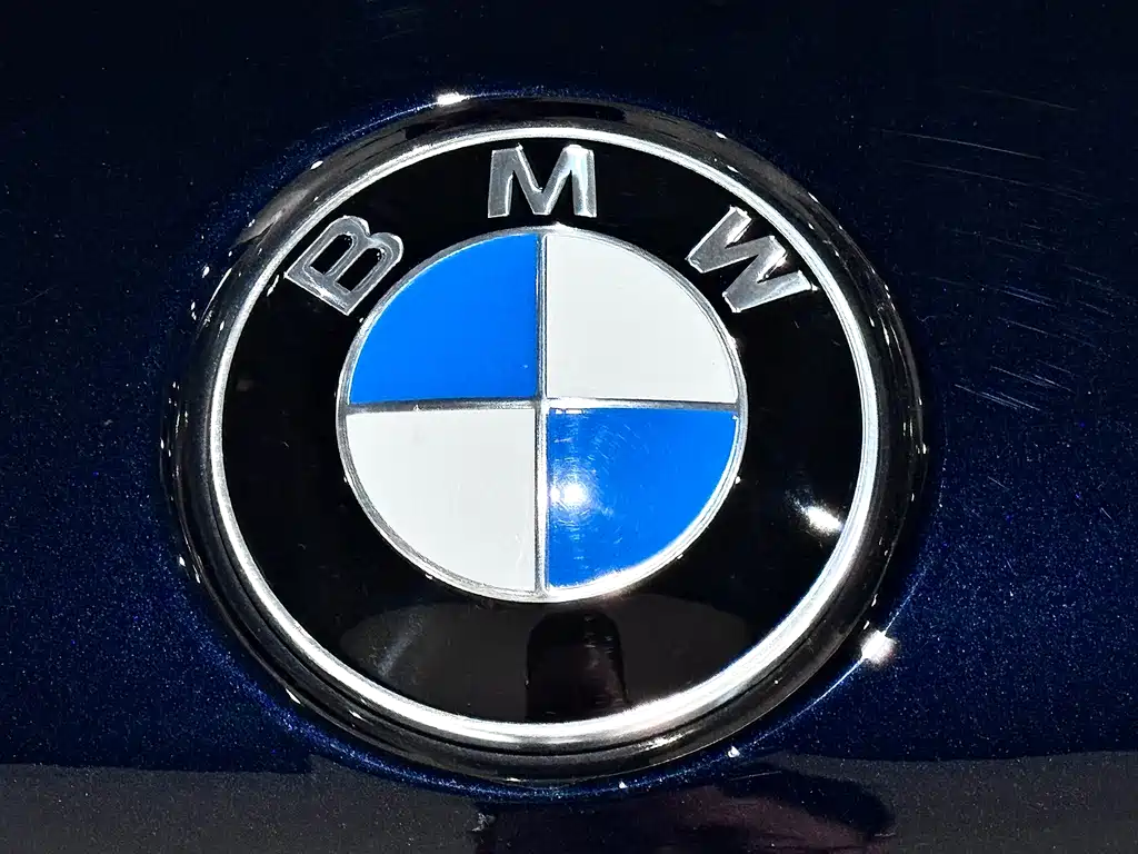 BMW X6 2023 — фото 11