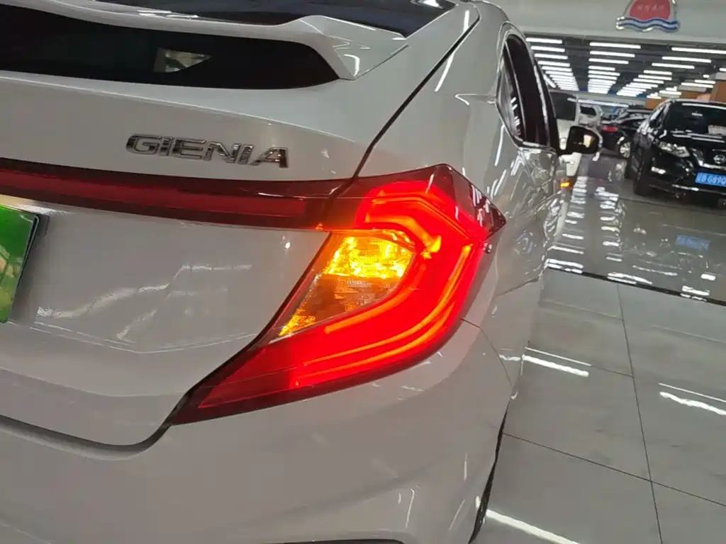Honda Gienia 2017 — фото 25