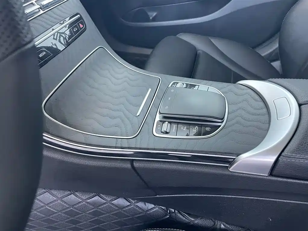 Mercedes-Benz C-Class 2021 — фото 10
