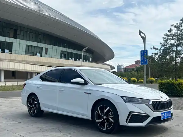 Skoda Octavia 2023