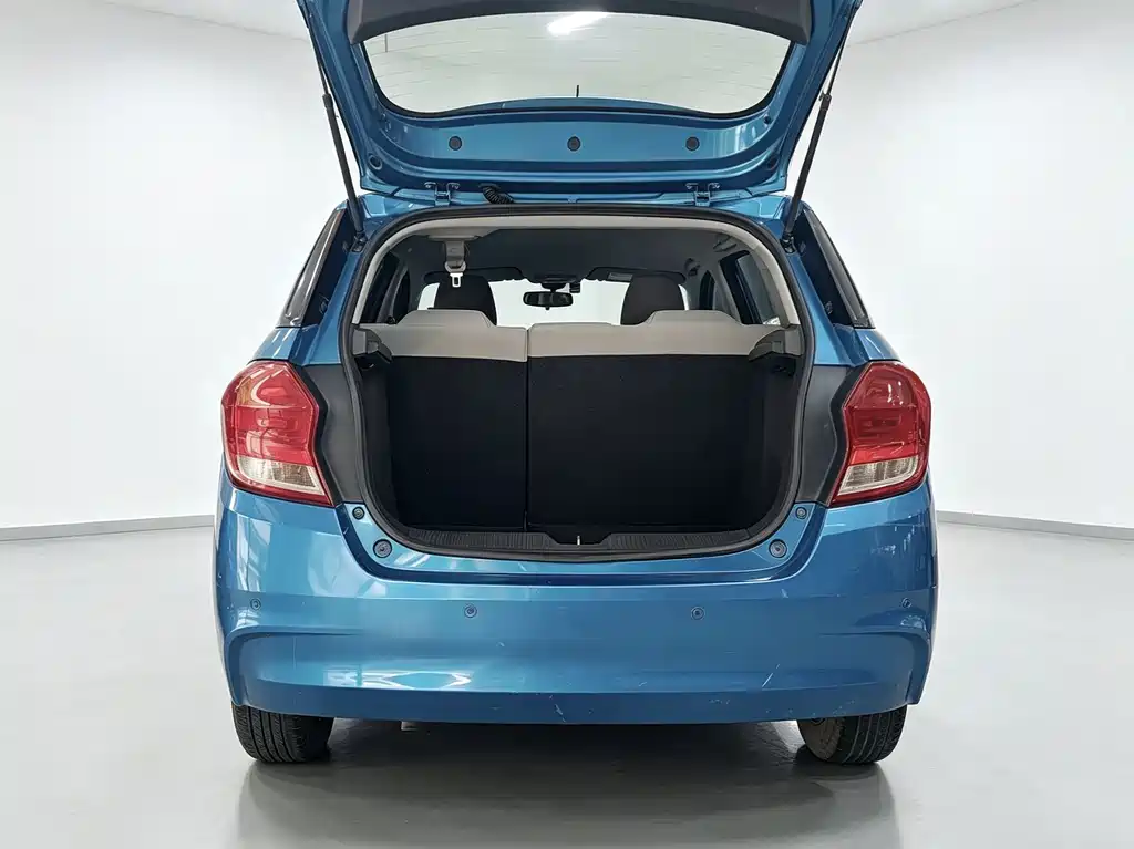 Chevrolet Lefeng RV 2016 — фото 15