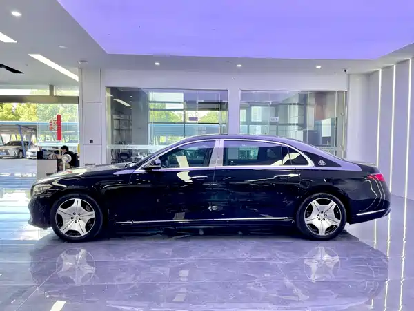Mercedes-Benz Maybach S-Class 2021