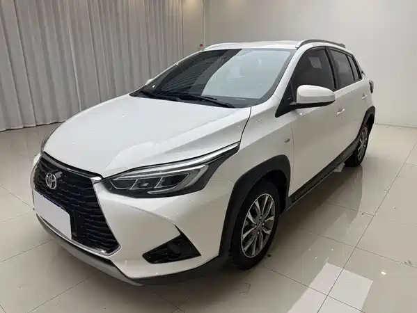 Toyota Yaris L 2023