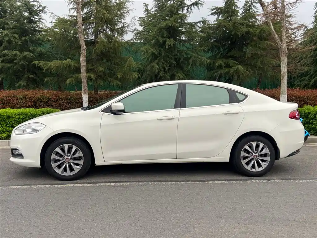 Fiat Viaggio 2014 — фото 19