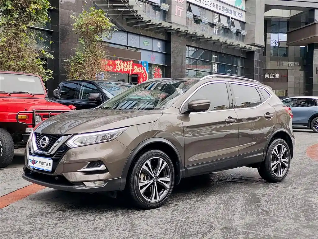 Nissan Qashqai 2023 — фото 1