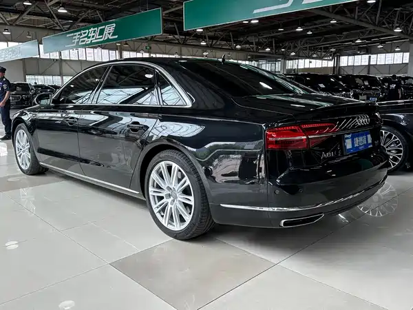 Audi A8 2014