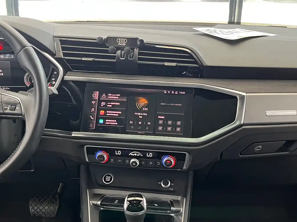 Audi Q3 2022 — фото 11