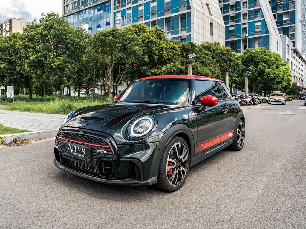 MINI JCW 2022 — фото 1