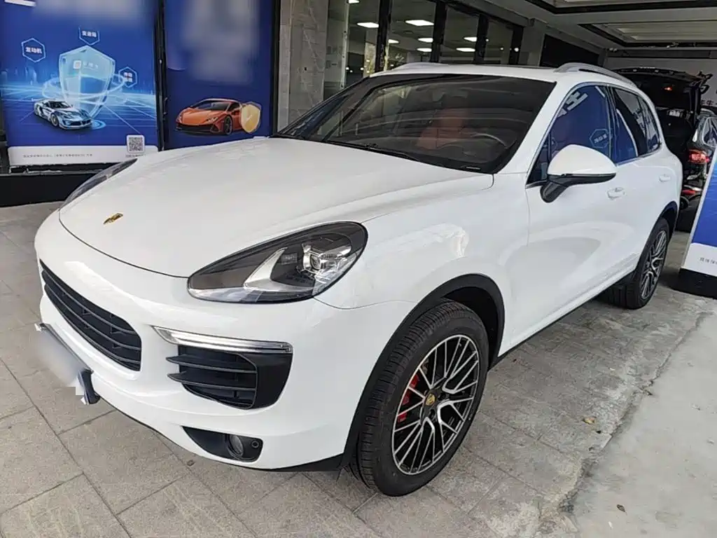Porsche Cayenne 2016 — фото 2