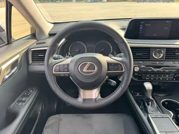 Lexus RX 2020