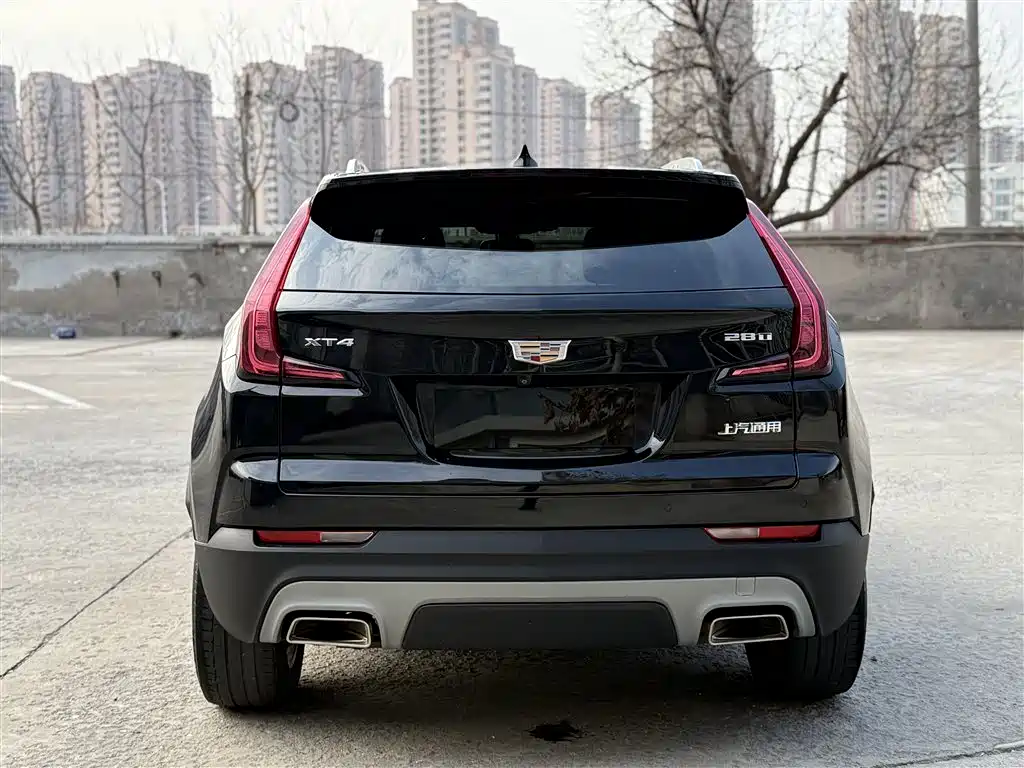 Cadillac XT4 2020 — фото 15