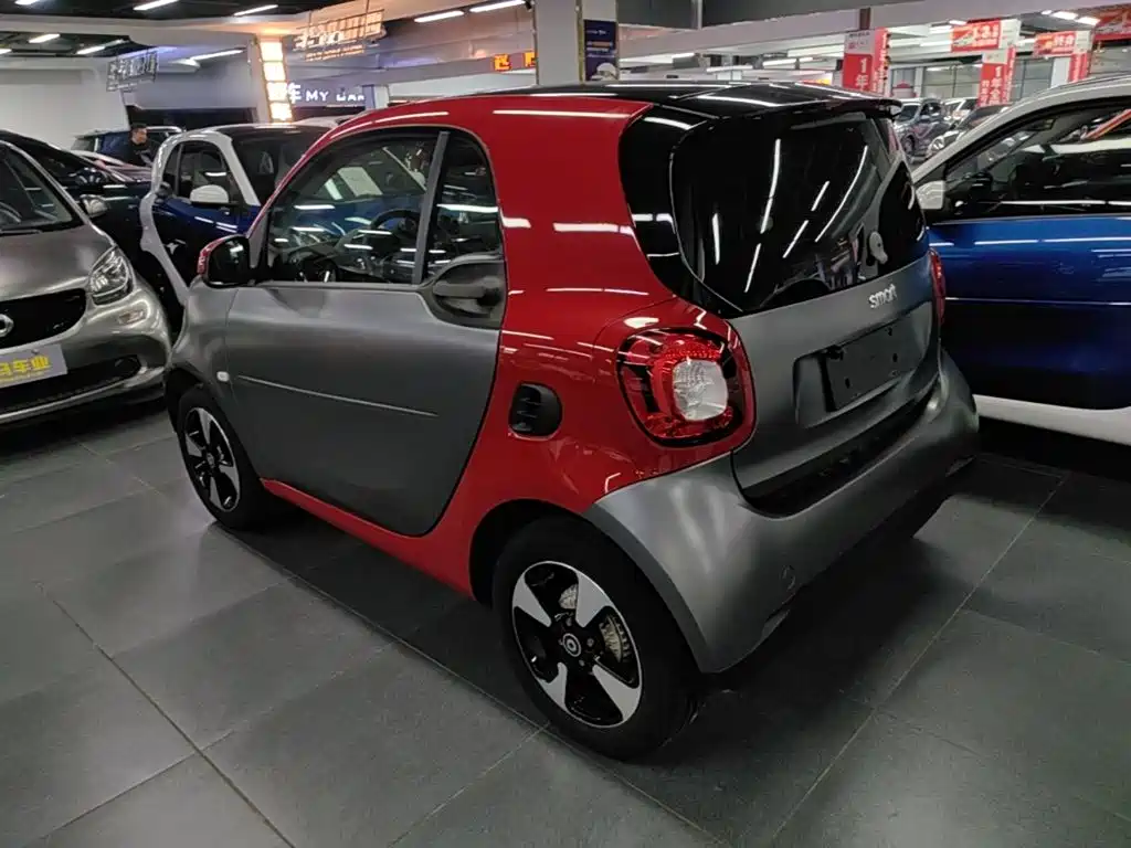 smart fortwo 2018 — фото 5
