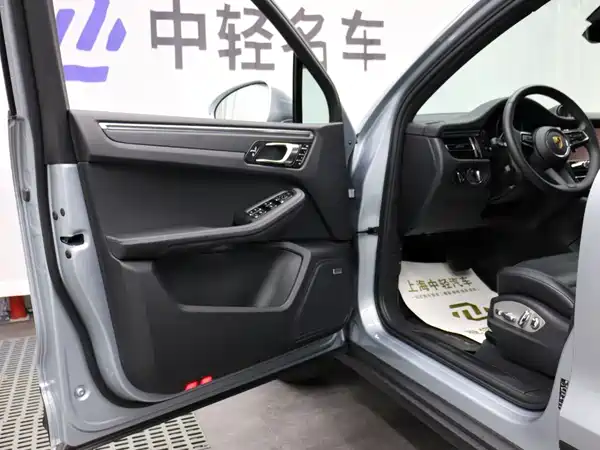 Porsche Macan 2023