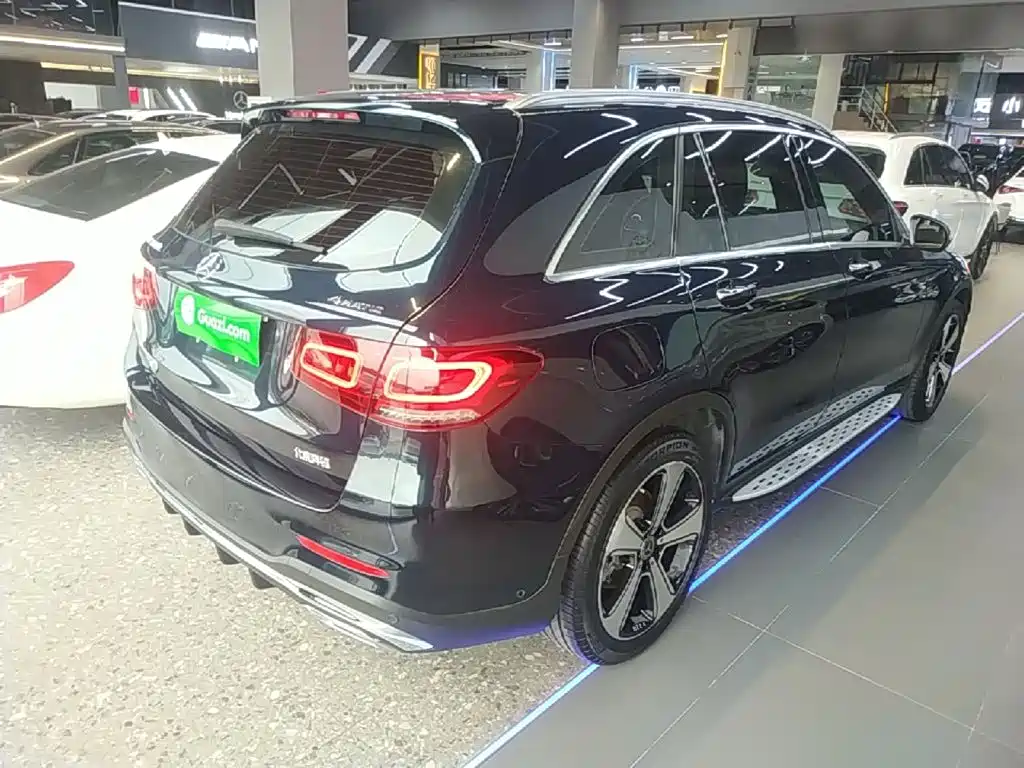 Mercedes-Benz GLC 2023
