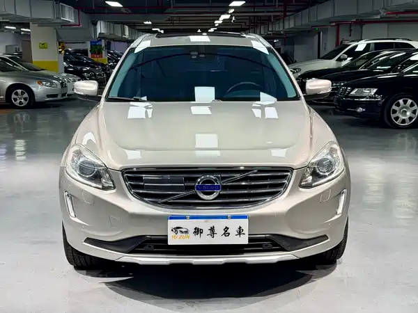 Volvo XC60 2015