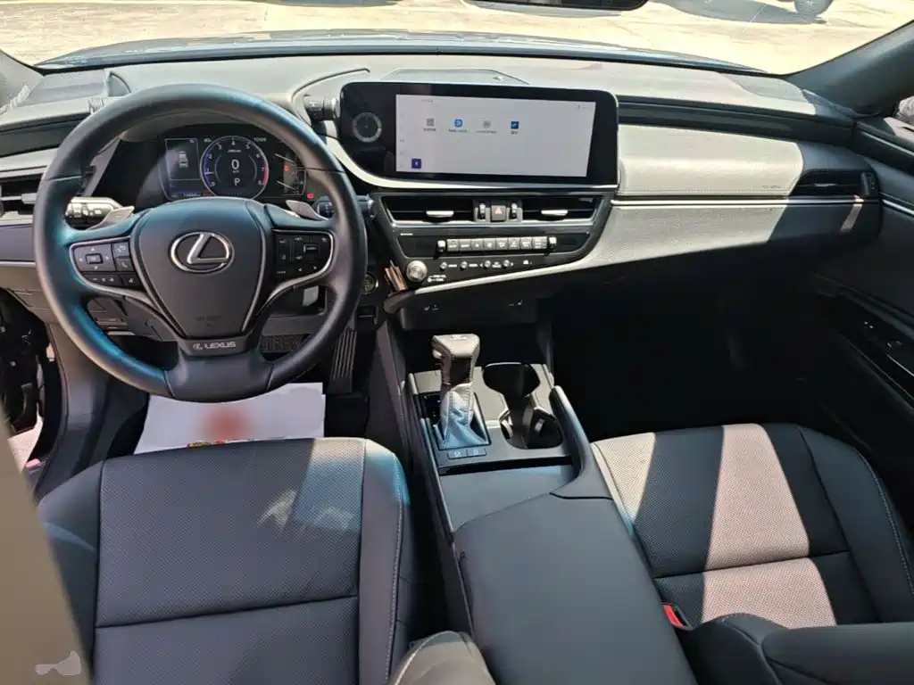 Lexus ES 2024 — фото 10