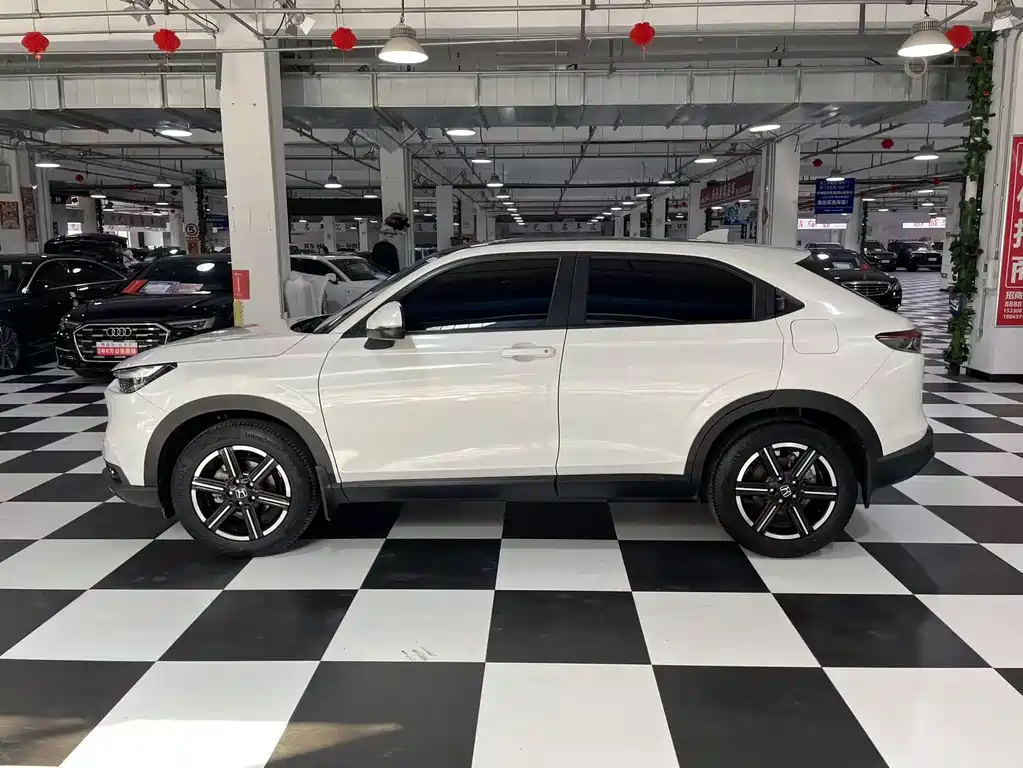 Honda Vezel 2023 — фото 10