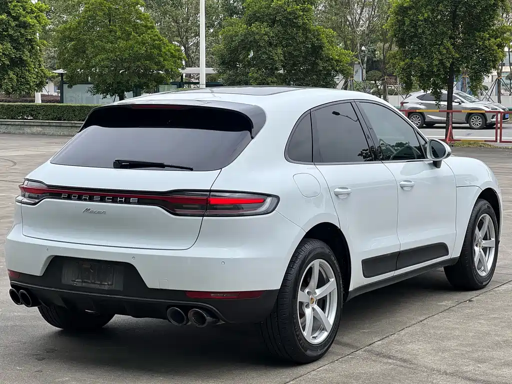Porsche Macan 2019 — фото 4
