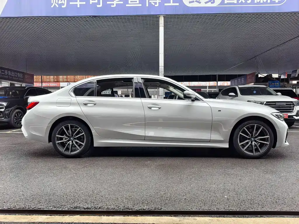 BMW 3 Series 2022