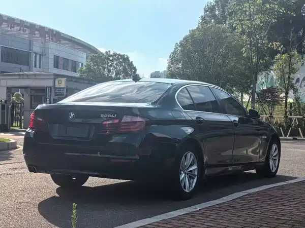BMW 5 Series 2017