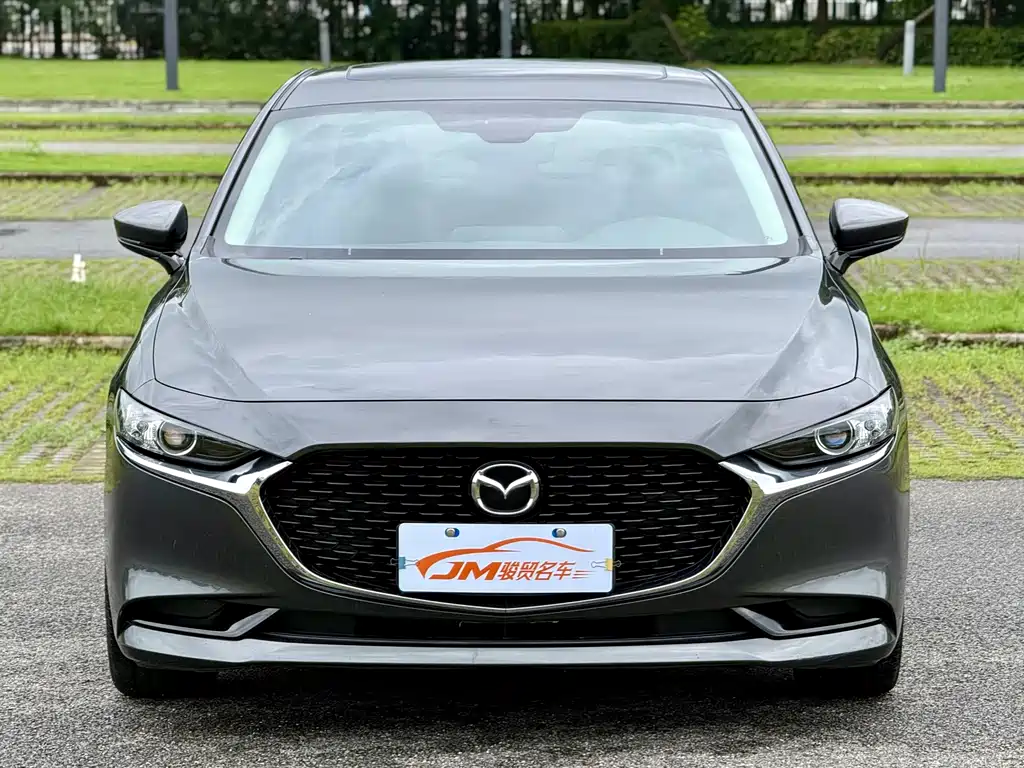 Mazda 3 Axela 2022
