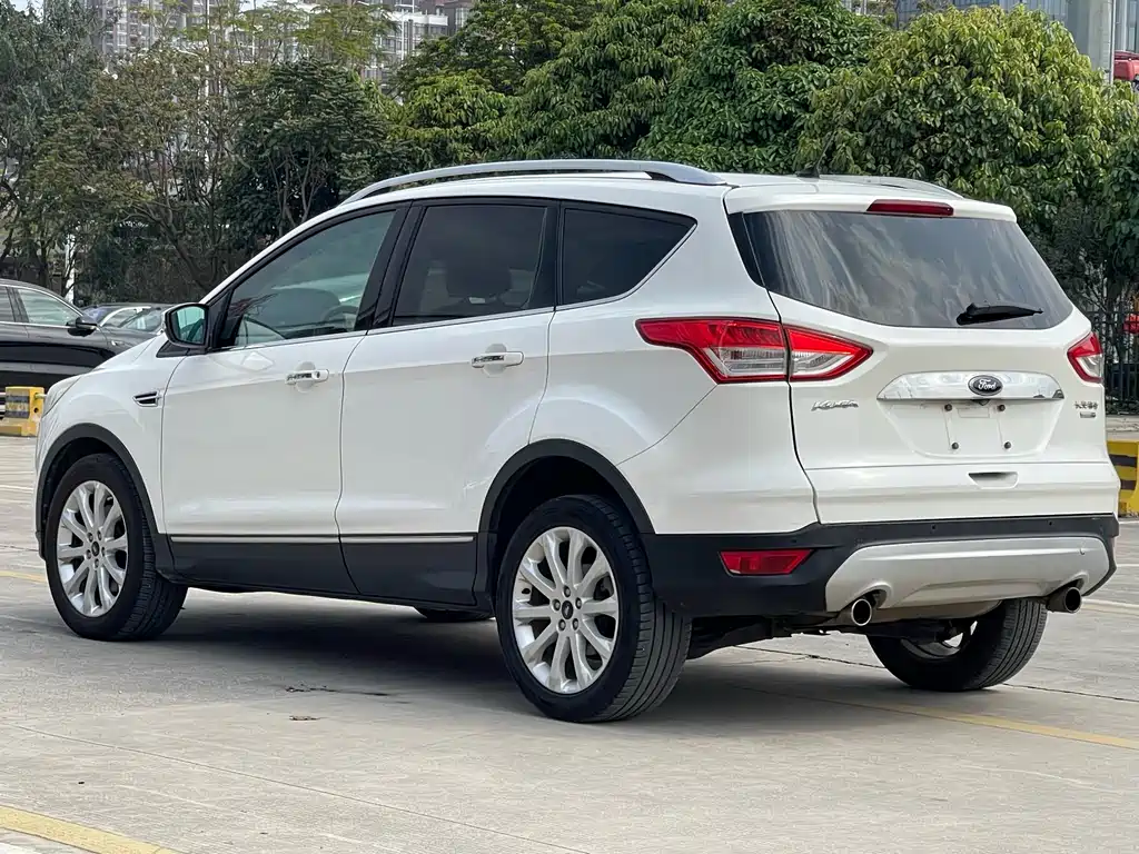 Ford Kuga 2014 — фото 4