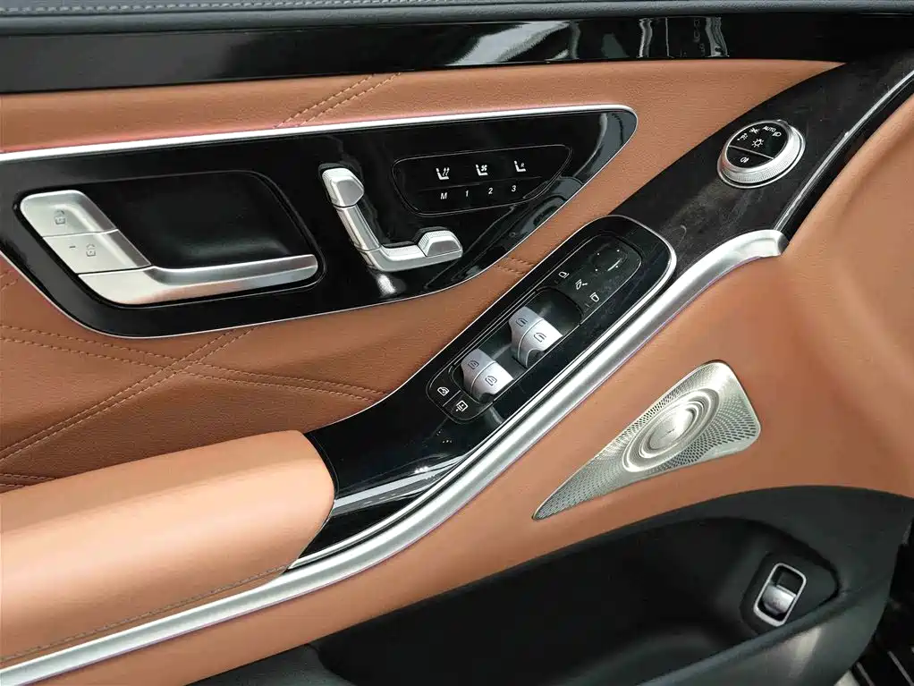 Mercedes-Benz S-Class 2023 — фото 18