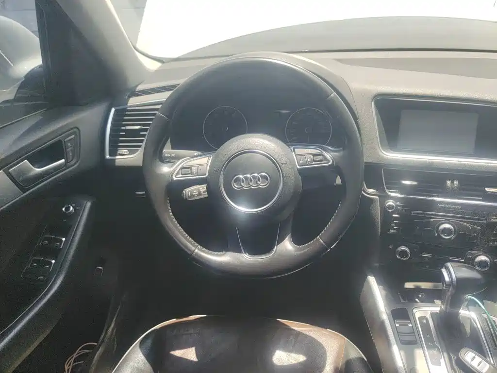 Audi Q5 2015 — фото 3