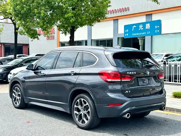 BMW X1 2021