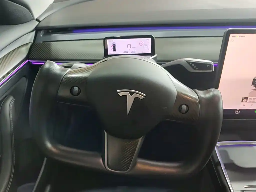 Tesla Model 3 2022 — фото 11