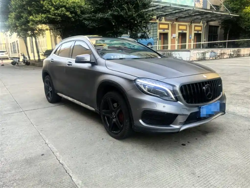 Mercedes-Benz GLA 2016