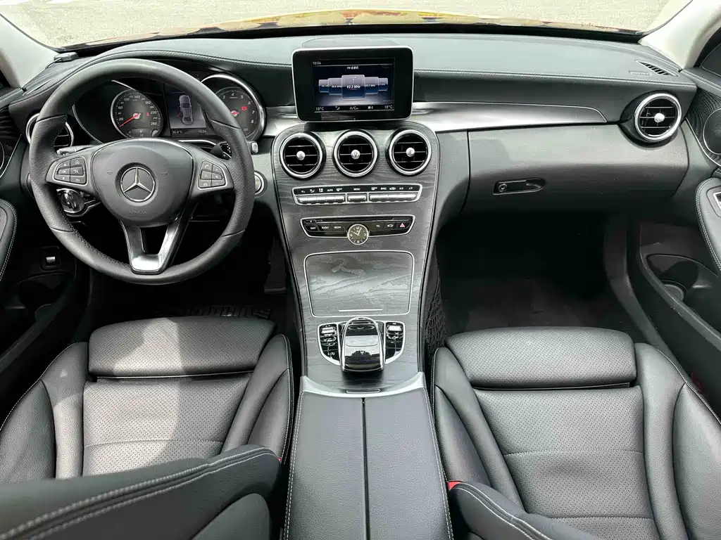 Mercedes-Benz C-Class 2018 — фото 6