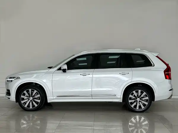 Volvo XC90 2021