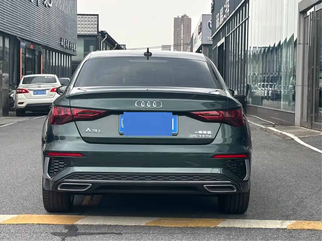 Audi A3 2022 — фото 10