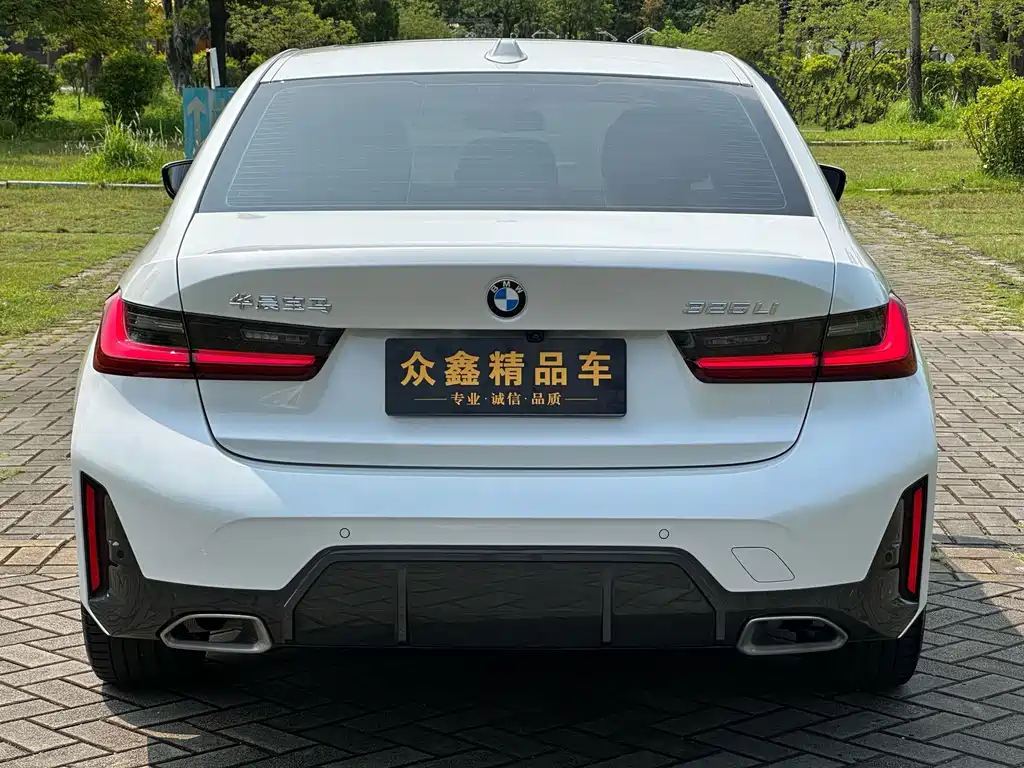 BMW 3 Series 2023 — фото 11