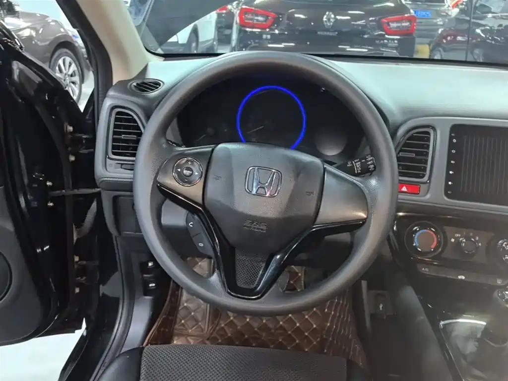 Honda Vezel 2016 — фото 11